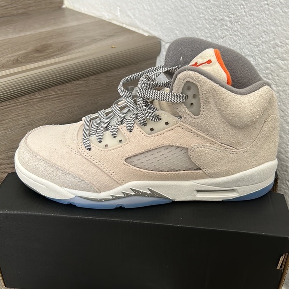 Air Jordan 5 Retro SE Craft- size 6.5 Big Kids. Brand new! - Picture 2 of 6